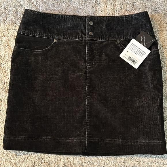 Athleta corduroy skirt, black, size 8 - Picture 2 of 8